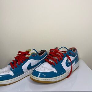 Nike SB Dunk Low Blue White Red Leather Upper Colorblock Low Top Sneakers